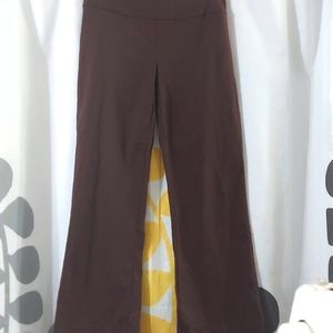 TRIBELLA sport brown pants in great condition